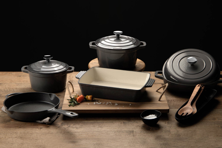 Nouvelle Cast Iron 8 Piece Cookware Set - Grey Cookware - 1